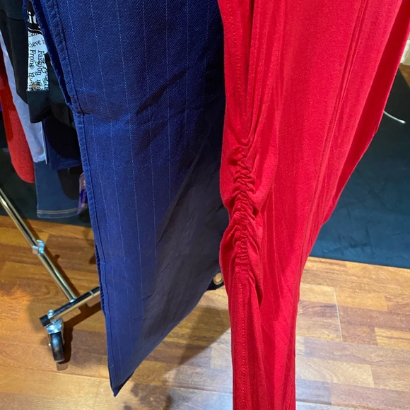 Red Women's Nygård Top/Tank (V Neck) Size Large - Picture 3 of 4